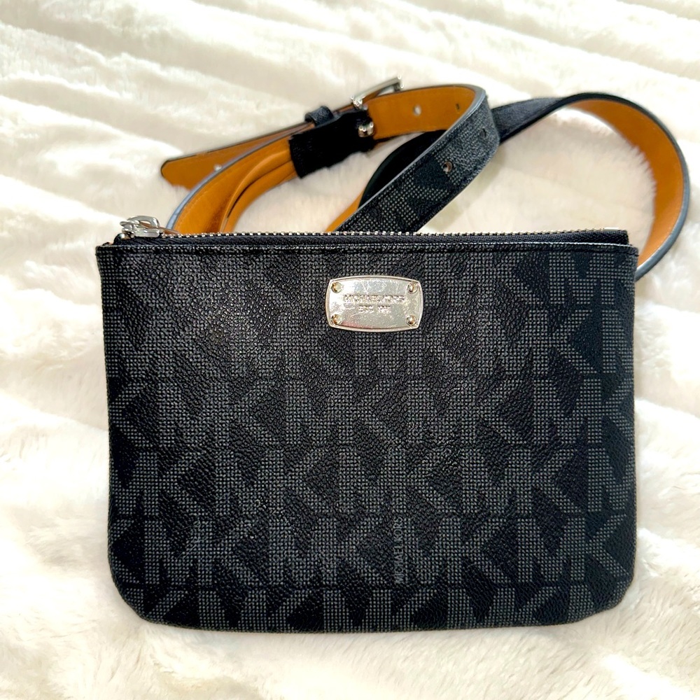 Michael Kors leather signature Fanny Pack purse.